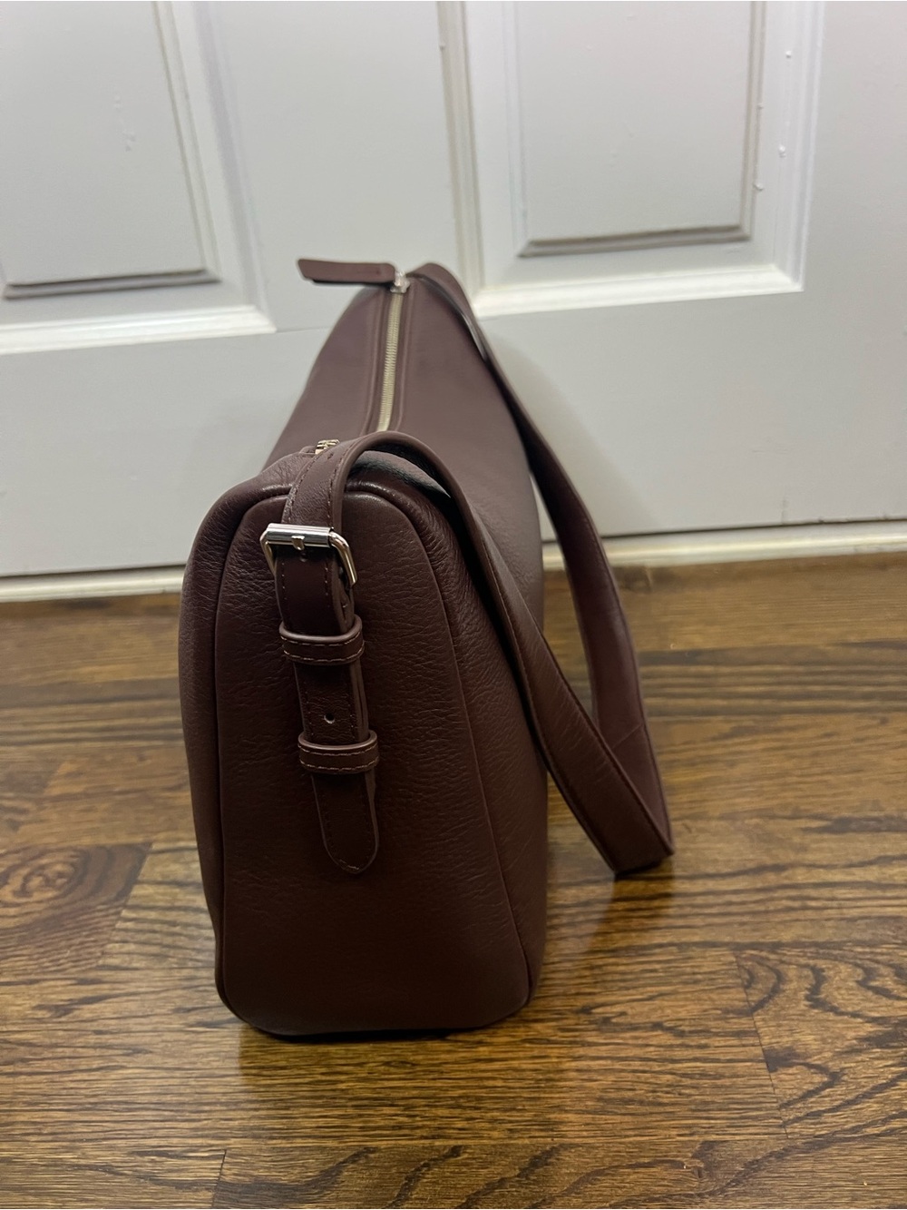 The Horse Lottie Brown Leather Shoulder Bag - Picture 10 of 16